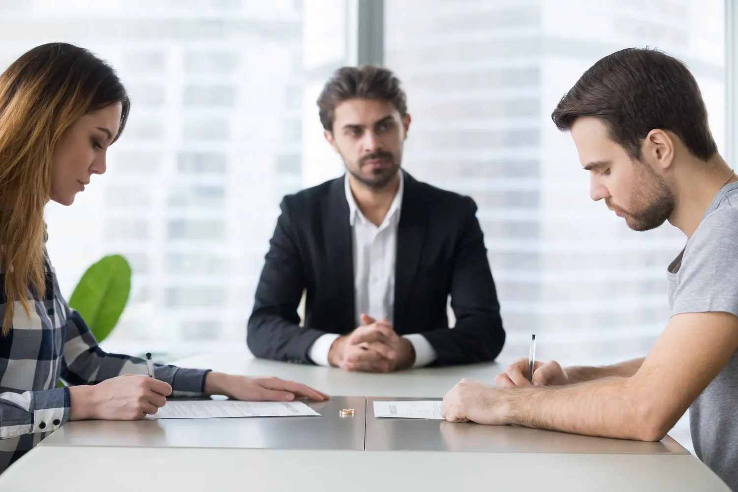 How EH Mediation Guides Couples Toward Fair and Balanced Outcomes Penryn