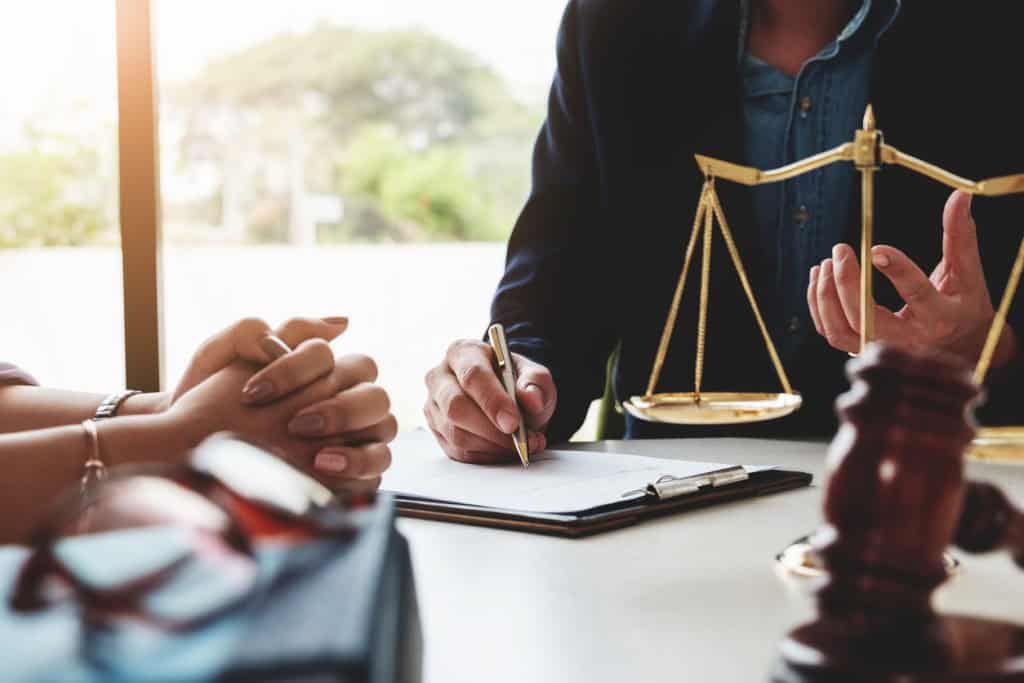 Court Applications vs. Mediation: A Less Stressful Path with EH Mediation Penryn